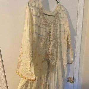 Beautiful Pakistani dress anarkali  style XL 3 piece